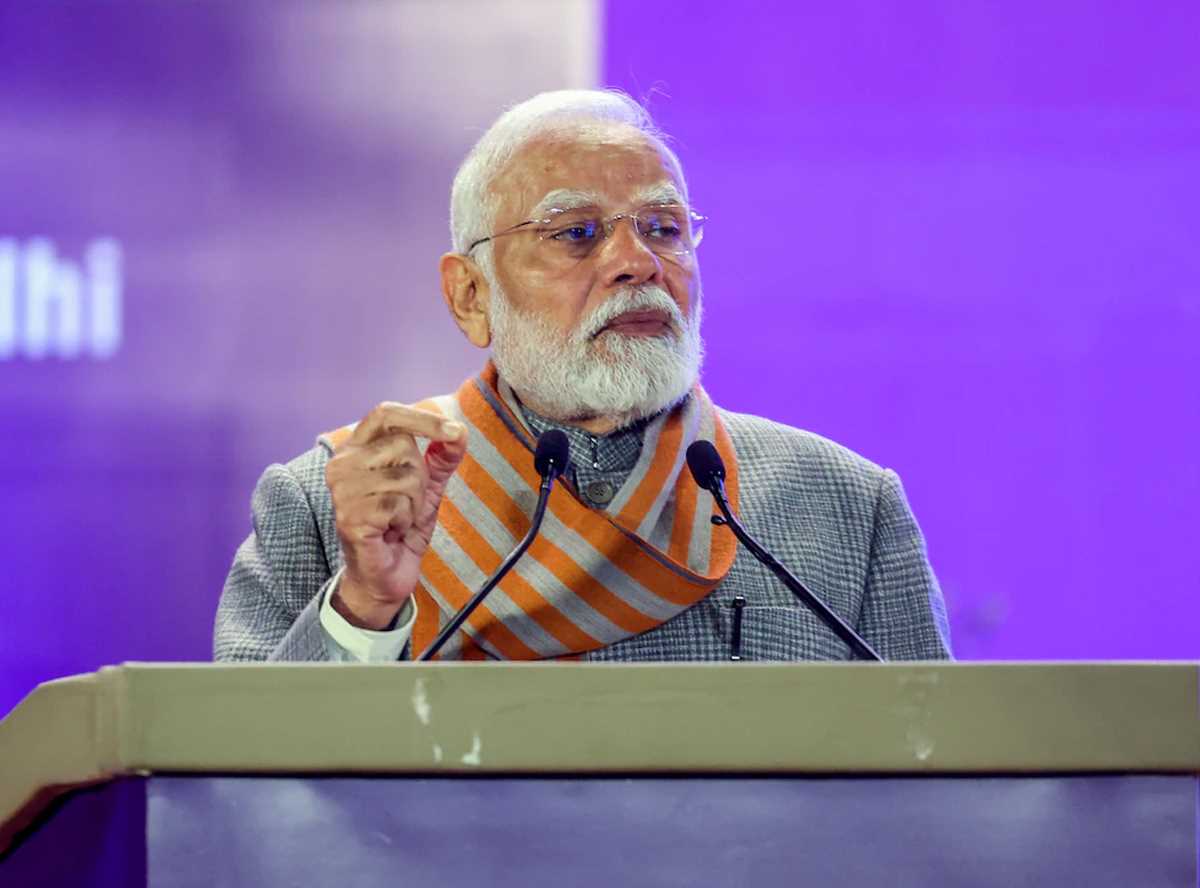 पीएम मोदी आज मुंबई में दो युद्धपोत और एक पनडुब्बी देश को करेंगे समर्पित